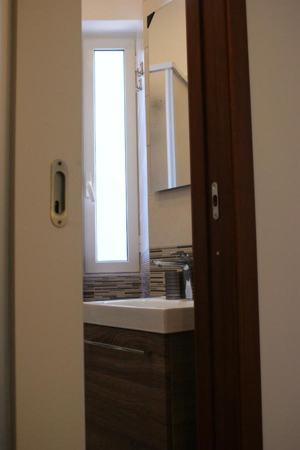 B&B Isole - Rione Alto 那不勒斯 外观 照片