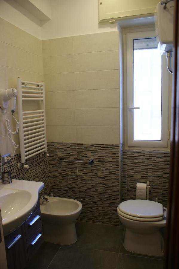 B&B Isole - Rione Alto 那不勒斯 外观 照片
