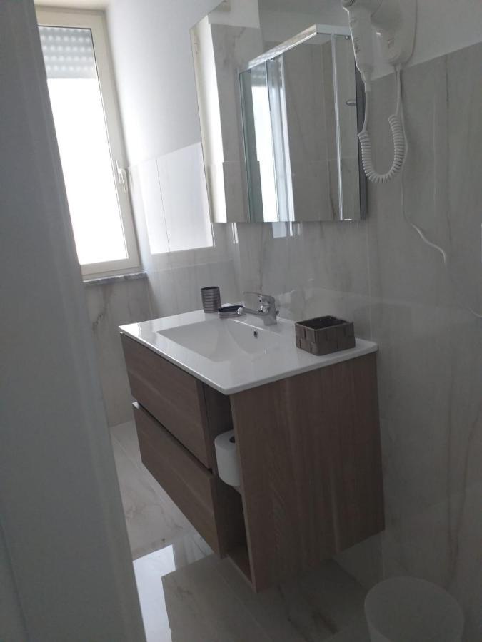 B&B Isole - Rione Alto 那不勒斯 外观 照片